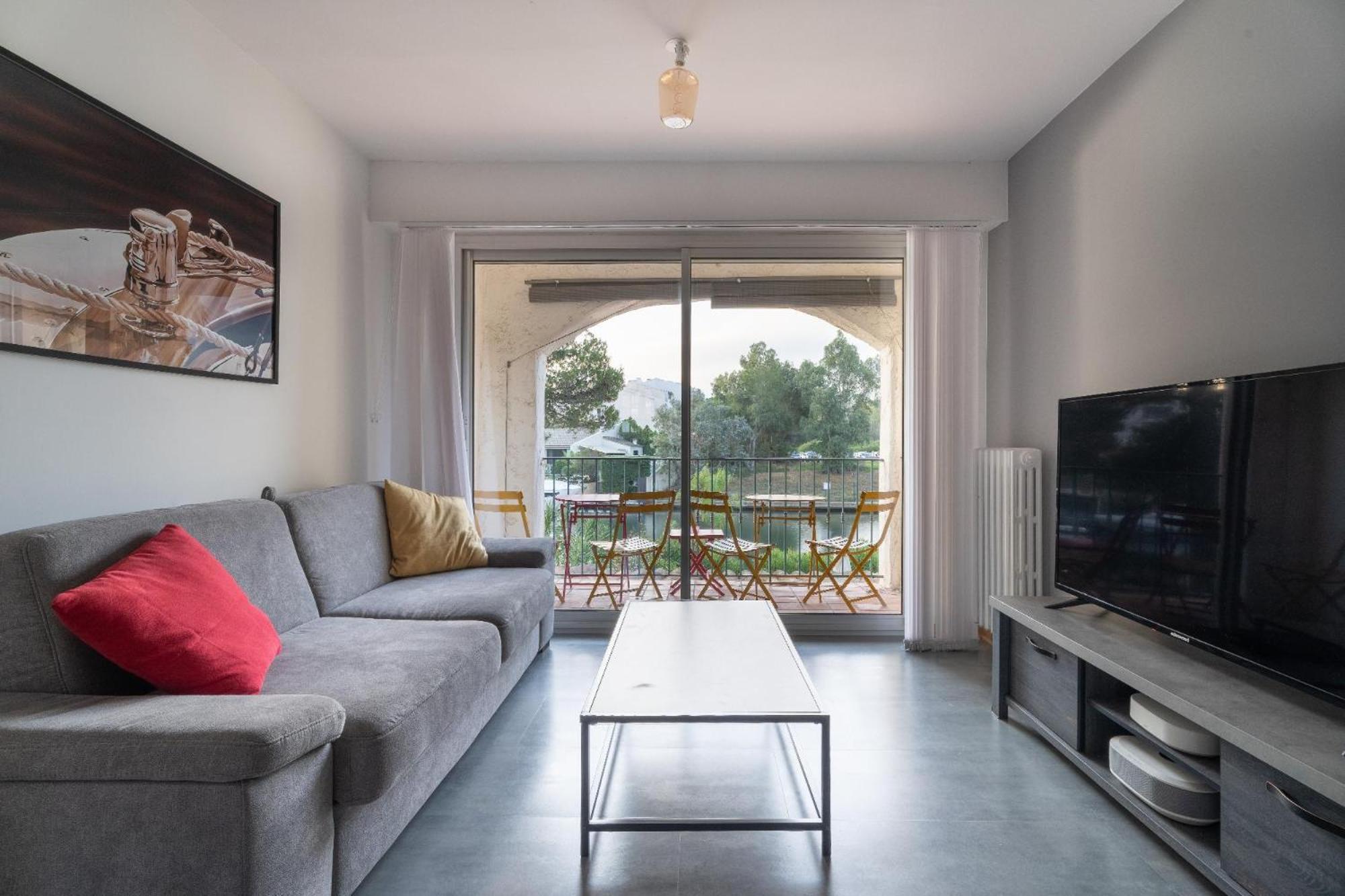 La Petite Venise Apartment Grimaud Exterior photo